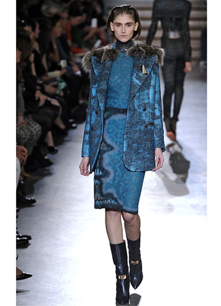 fass-missoni-fall-2012-runway-33-v.jpg