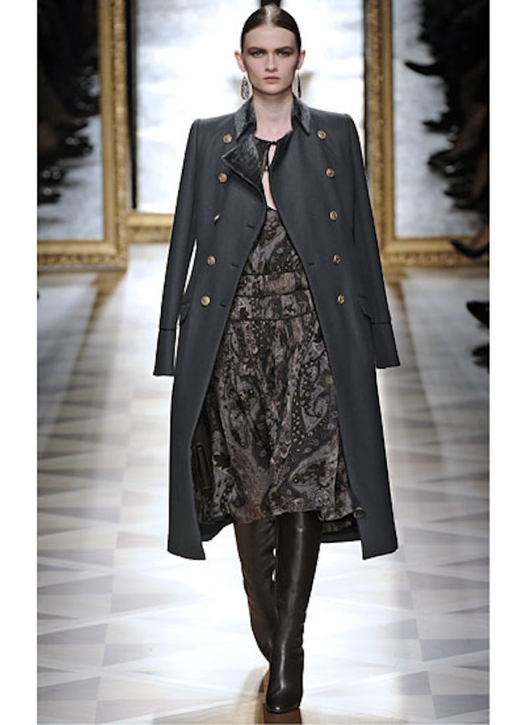 fass-salvatore-ferragamo-fall-2012-runway-20-v.jpg