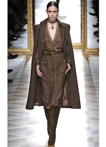 fass-salvatore-ferragamo-fall-2012-runway-25-v.jpg