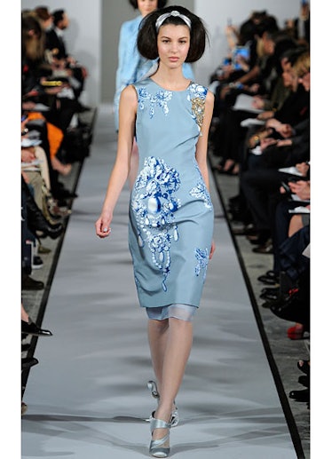 fass-oscar-de-la-renta-fall-2012-runway-25-v.jpg