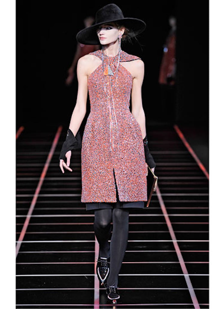 fass-giorgio-armani-fall-2012-runway-58-v.jpg