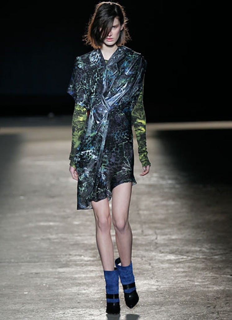 fass-edun-fall-2012-runway-28-v.jpg