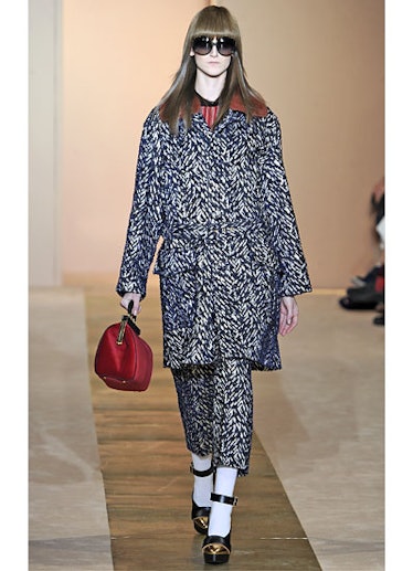 fass-marni-fall-2012-runway-19-v.jpg