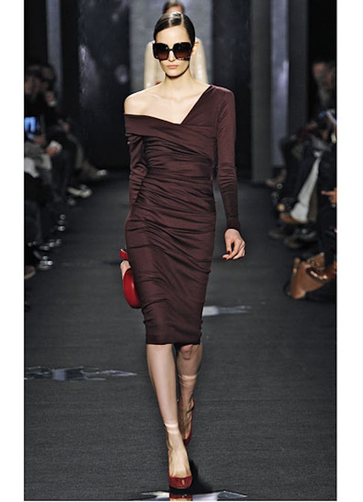 fass-dvf-fall-2012-runway-01-v.jpg