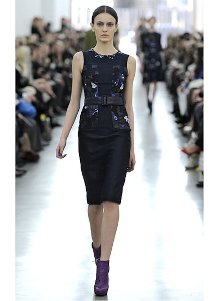 fass-erdem-fall-2012-runway-03-v.jpg