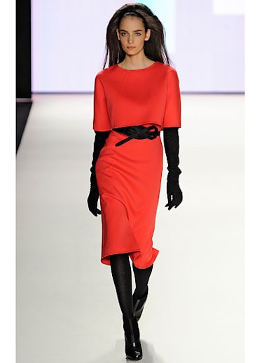 fass-carolina-herrera-fall-2012-runway-34-v.jpg