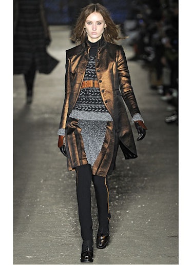 fass-rag-and-bone-fall-2012-runway-03-v.jpg