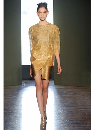 fass-alexandre-herchcovitch-fall-2012-runway-22-v.jpg