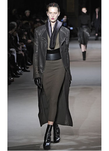 fass-haider-ackermann-fall-2012-runway-06-v.jpg