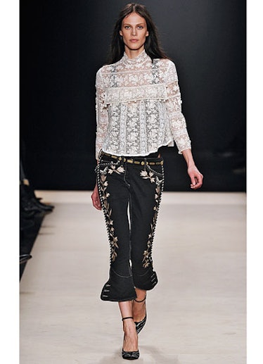 fass-isabel-marant-fall-2012-runway-22-v.jpg