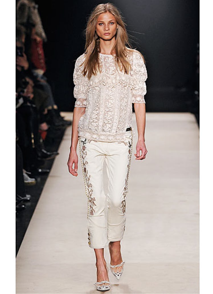 fass-isabel-marant-fall-2012-runway-28-v.jpg