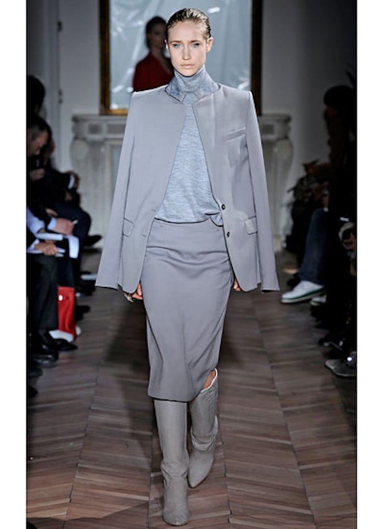 fass-maison-martin-margiela-fall-2012-runway-11-v.jpg