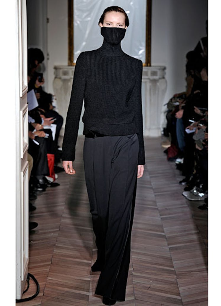 fass-maison-martin-margiela-fall-2012-runway-28-v.jpg