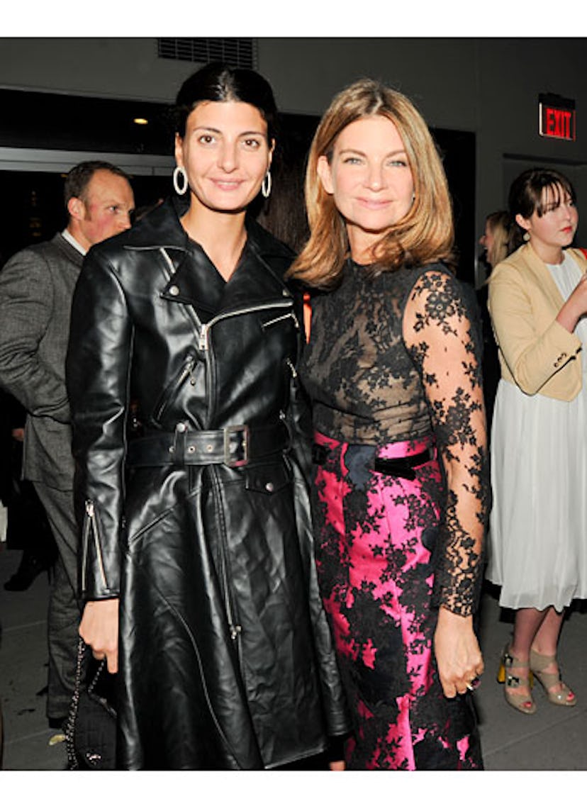 pass-net-a-porter-frieze-01-v.jpg