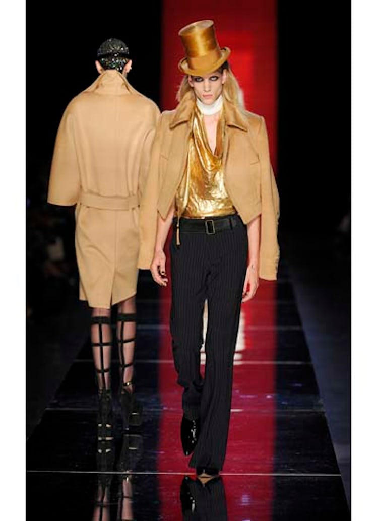 fass-jean-paul-gaultier-couture-2012-runway-20-v.jpg