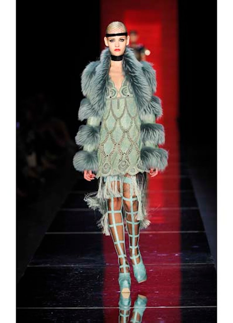 fass-jean-paul-gaultier-couture-2012-runway-29-v.jpg