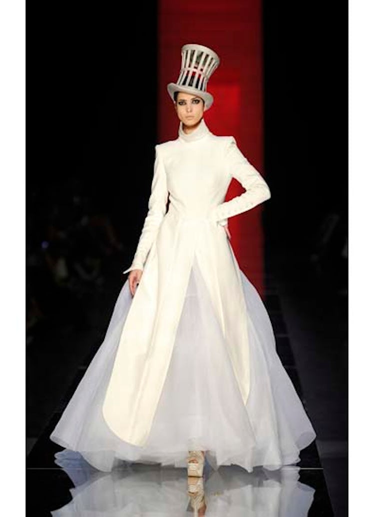 fass-jean-paul-gaultier-couture-2012-runway-58-v.jpg