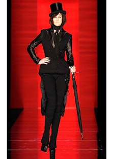 fass-jean-paul-gaultier-couture-2012-runway-01-v.jpg