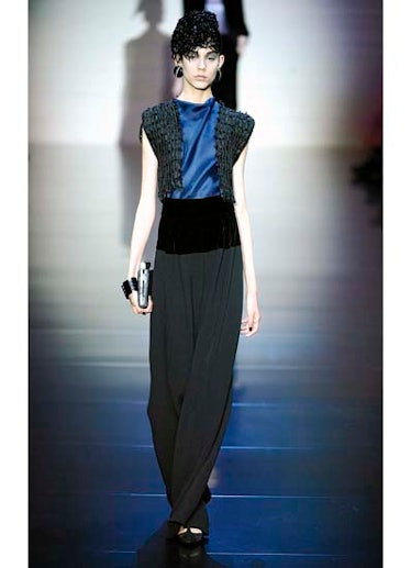fass-giorgio-armani-couture-2012-runway-29-v.jpg