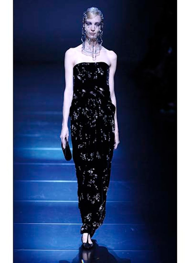 fass-giorgio-armani-couture-2012-runway-51-v.jpg