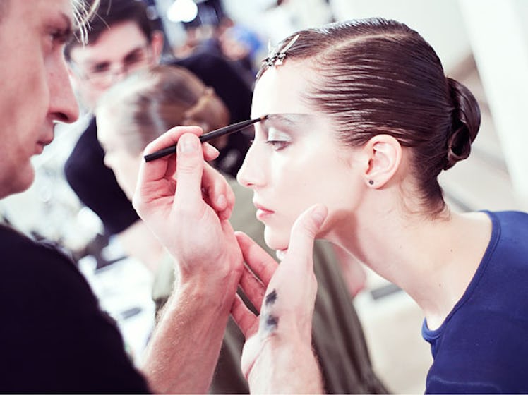 fass-giorgio-armani-couture-2012-backstage-08-h.jpg