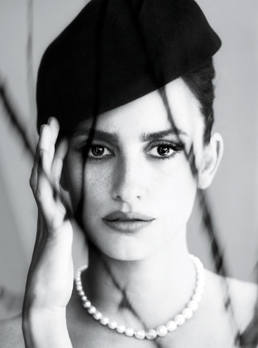 cess-penelope-cruz-cover-story-01-l.jpg