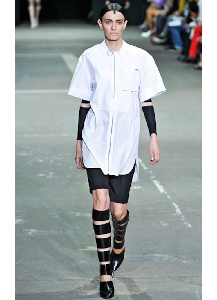 fass-alexander-wang-spring-2013-runway-04-v.jpg