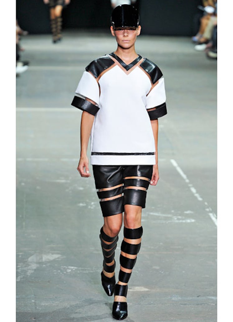 fass-alexander-wang-spring-2013-runway-23-v.jpg