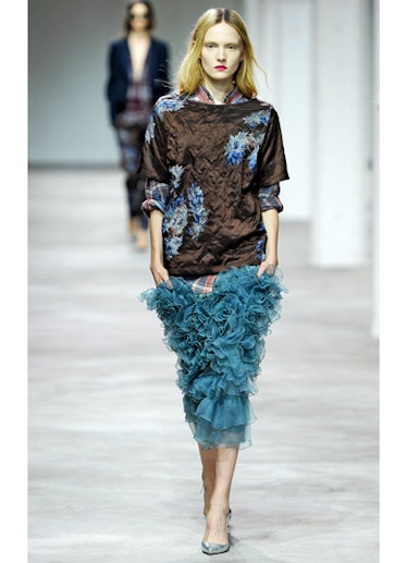 fass-dries-van-noten-spring-2013-runway-31-v.jpg