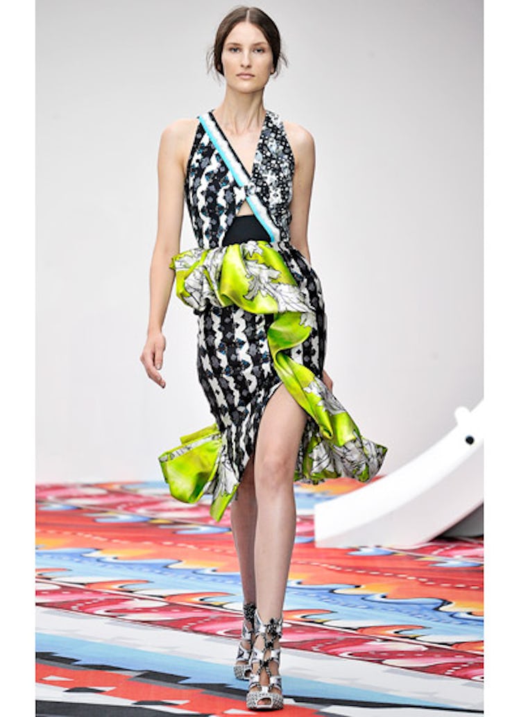 fass-peter-pilotto-spring-2013-runway-07-v.jpg