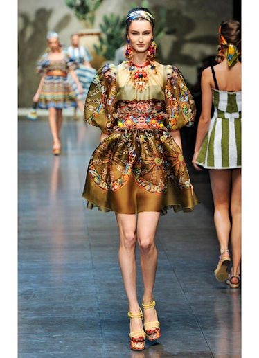 fass-dolce-gabbana-spring-2013-runway-55-v.jpg