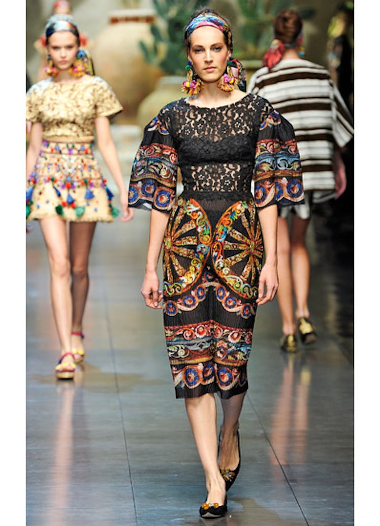 fass-dolce-gabbana-spring-2013-runway-67-v.jpg