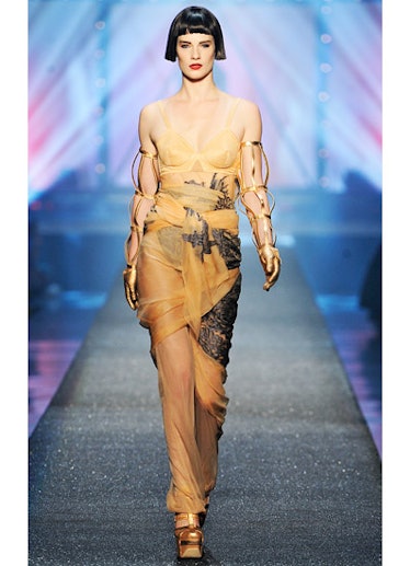 fass-jpg-spring-2013-runway-21-v.jpg