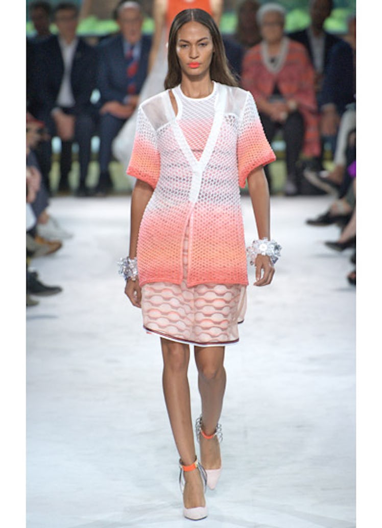 fass-missoni-spring-2013-runway-14-v.jpg