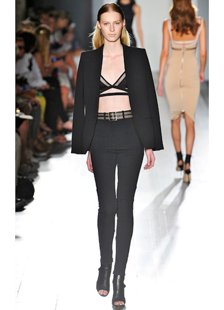 fass-victoria-beckham-spring-2013-runway-19-v.jpg