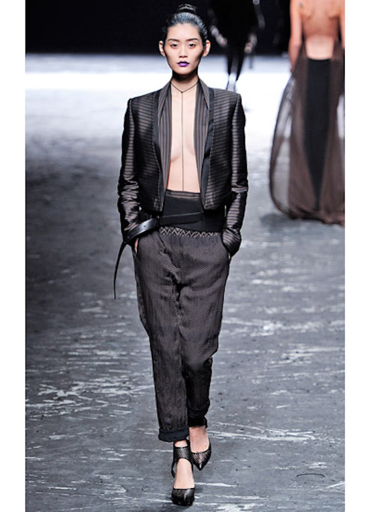 fass-haider-ackermann-spring-2013-runway-17-v.jpg