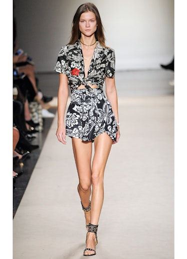 fass-isabel-marant-spring-2013-runway-04-v.jpg