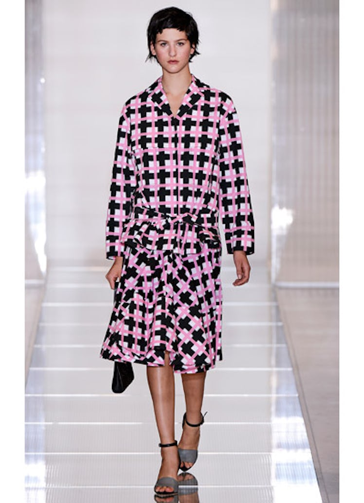 fass-marni-spring-2013-runway-07-v.jpg