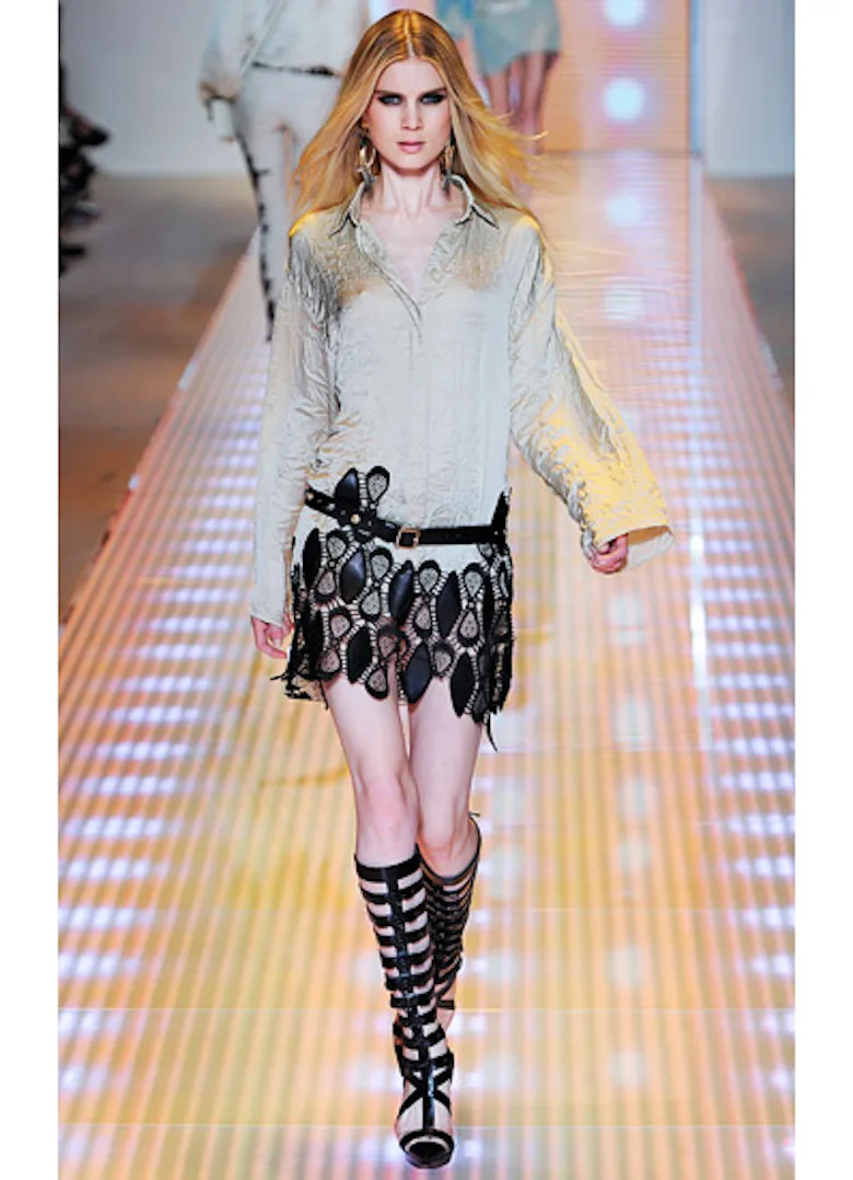 Versace Spring 2013 Runway: Versace Spring 2013