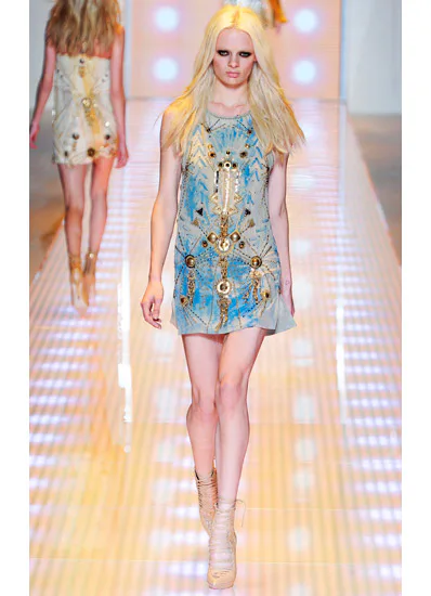 Runway: Versace Spring 2013