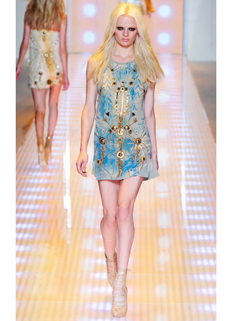 Versace Spring 2013 Runway: Versace Spring 2013