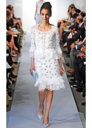 fass-oscar-de-la-renta-spring-2013-runway-09-v.jpg