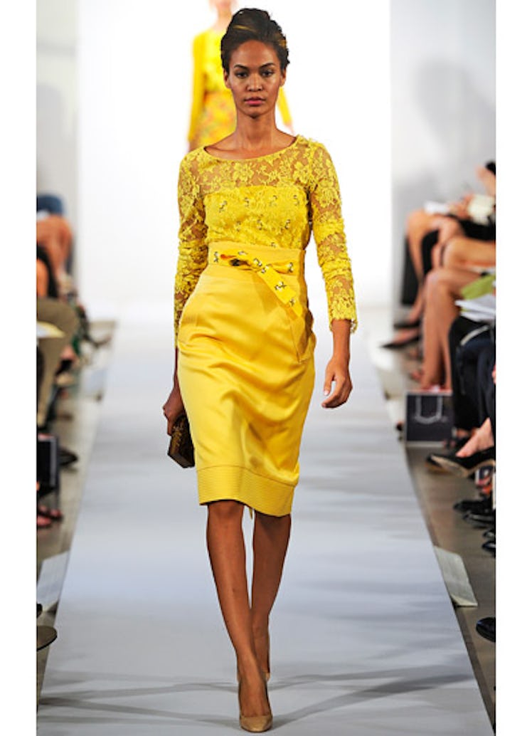 fass-oscar-de-la-renta-spring-2013-runway-12-v.jpg