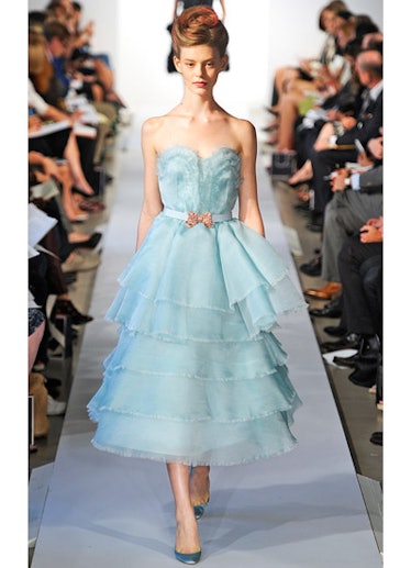 fass-oscar-de-la-renta-spring-2013-runway-38-v.jpg