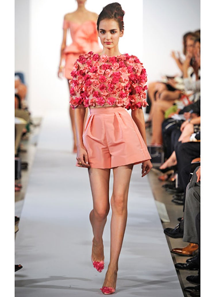 fass-oscar-de-la-renta-spring-2013-runway-51-v.jpg