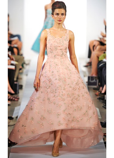 fass-oscar-de-la-renta-spring-2013-runway-53-v.jpg