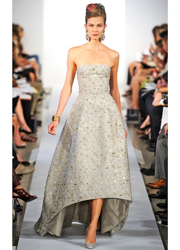 fass-oscar-de-la-renta-spring-2013-runway-58-v.jpg