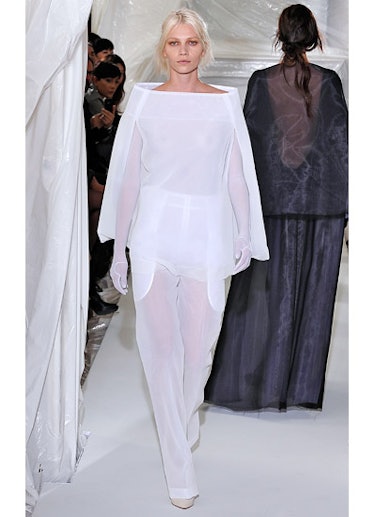 fass-martin-margiela-spring-2013-runway-33-v.jpg