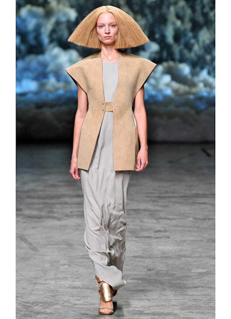 fass-rick-owens-spring-2013-runway-39-v.jpg