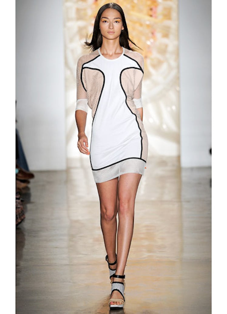 fass-ohne-titel-spring-2013-runway-15-v.jpg